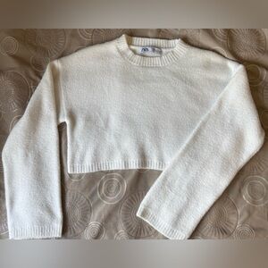 Zara White Crew Neck Sweater
